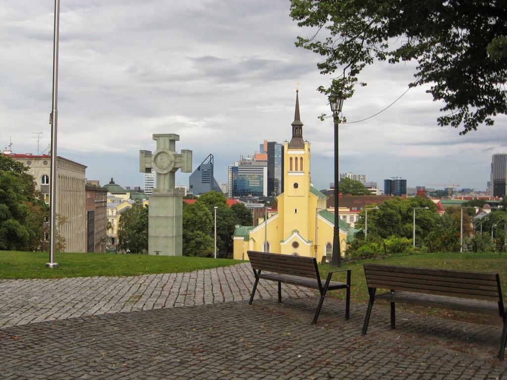 Orchid Apartment Old Town Талин Екстериор снимка
