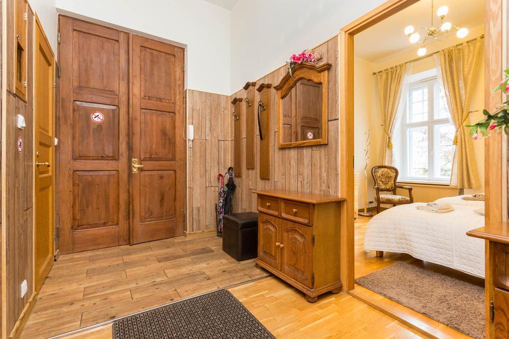 Orchid Apartment Old Town Талин Екстериор снимка